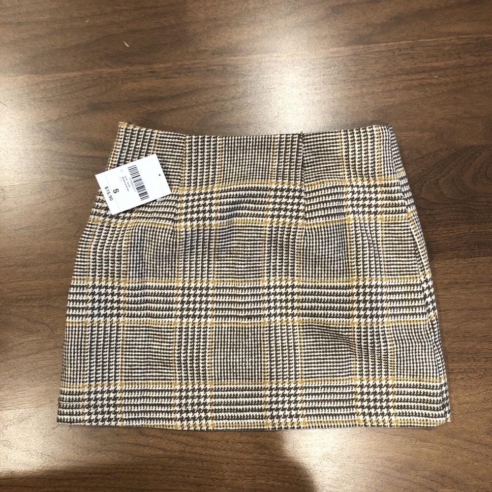 NWT plaid skirt